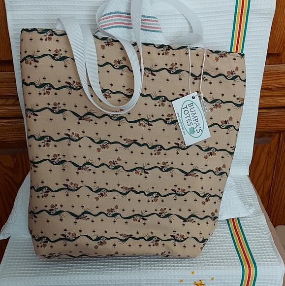 NWT Bumpa'sTotes Reversable Fabric Tote Bag - Picture 7 of 7